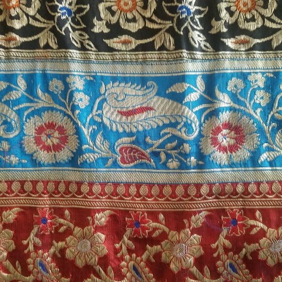 Vtg Blanket/throw blanket Quiltted & Flower Applique Hand sewn 7 ft x 9 ft - Picture 4 of 8